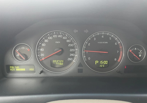 Volvo V70 cena 16900 przebieg: 303734, rok produkcji 2006 z Kraków małe 254